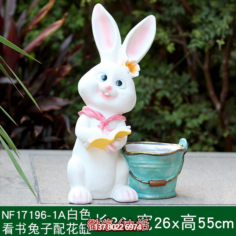 玻璃鋼兔子雕塑，為公園增色